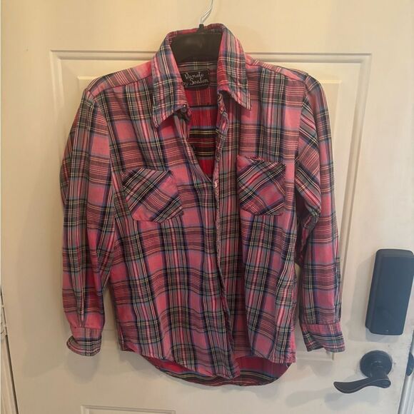 Vintage 90s Casual Pink Plaid Button Down Shirt for Women - Picture 7 of 7